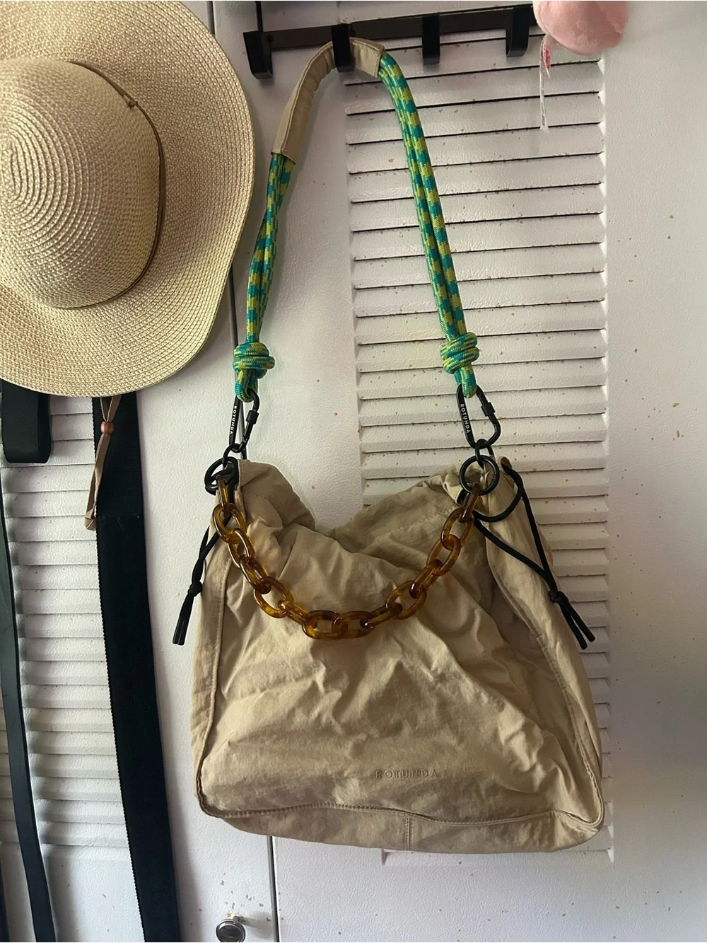 Rotunda | Sant Hobo Bag in Beige